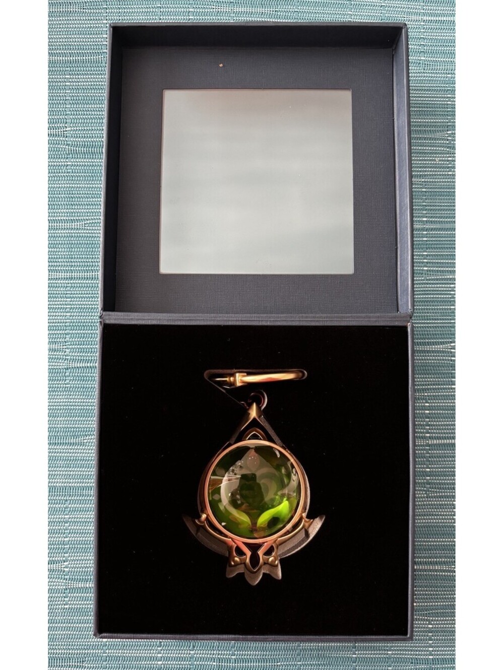 miHoYo Genshin Impact Vision Keychain Glass Zinc Alloy Keyring Official